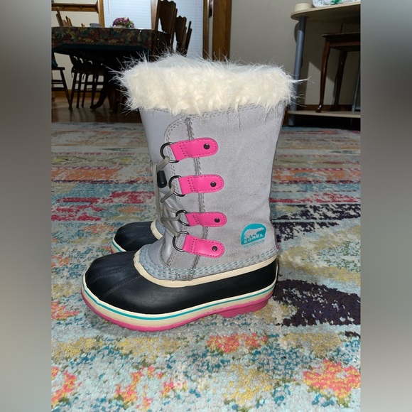 Sorel Girls Gray Pink Joan Of Arctic NY1858-060 Lace Up Mid-Calf Snow Boots - Picture 2 of 10